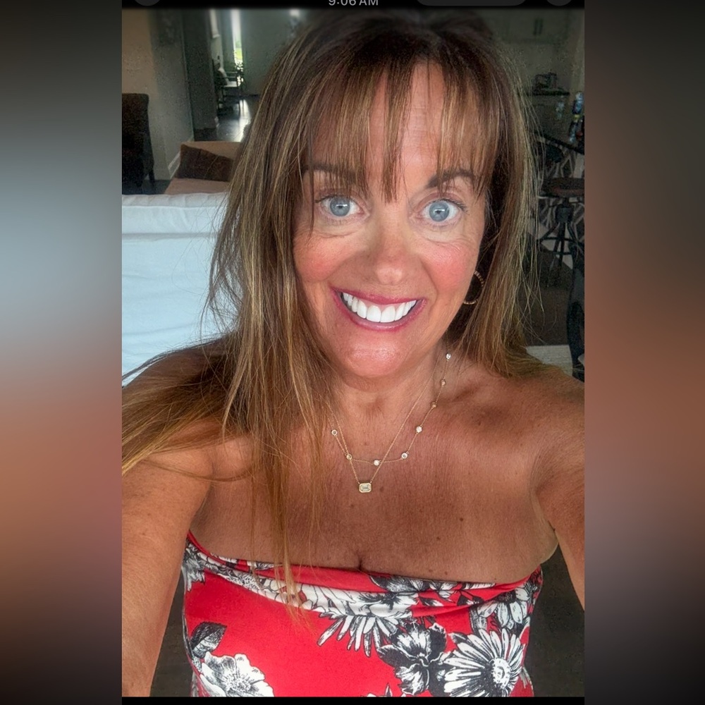 Meet your Posher, Gina